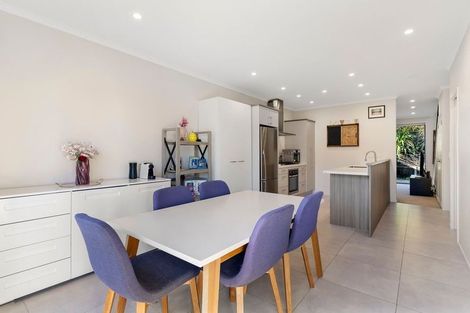Photo of property in 51 Matairangi Avenue, Totara Heights, Auckland, 2105