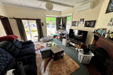 Photo of property in 17 Challinor Crescent, Mount Albert, Auckland, 1025