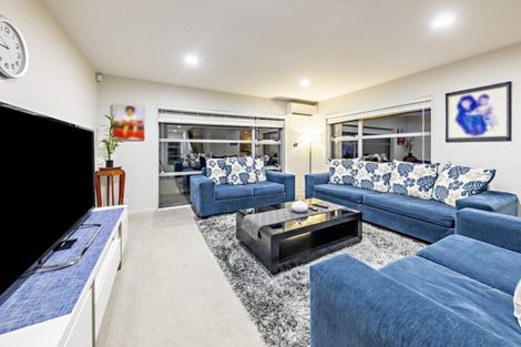 Photo of property in 34 Pickaberry Avenue, Karaka, Papakura, 2113