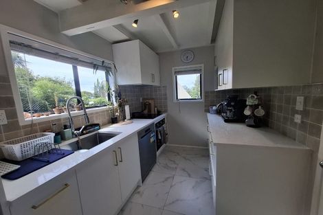 Photo of property in 3/44 Roberts Road, Glenfield, Auckland, 0629