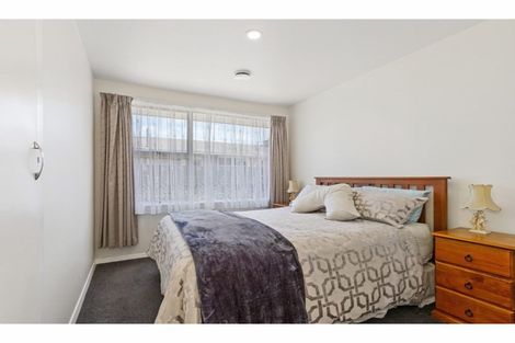 Photo of property in 9 Camelia Place, Islington, Christchurch, 8042