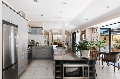 Photo of property in 31 Brackenburn Drive, Ohauiti, Tauranga, 3112