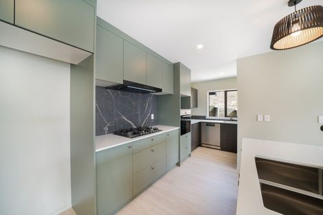 Photo of property in 5 Swinton Place, Churton Park, 6037