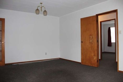 Photo of property in 7 Kapiti Place, Sunnynook, Auckland, 0620