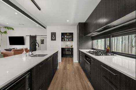 Photo of property in 33a Gillespies Road, Birchville, Upper Hutt, 5018