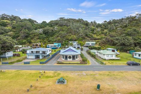 Photo of property in 191 Oakura Road, Oakura, Hikurangi, 0184