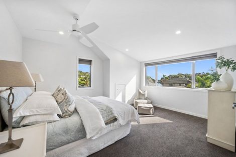 Photo of property in 27 Shelly Beach Parade, Cockle Bay, Auckland, 2014