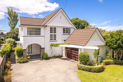 Photo of property in 9 Selwyn Crescent, College Estate, Whanganui, 4500