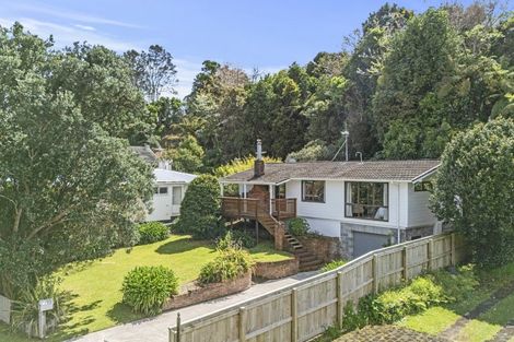Photo of property in 23 Ambury Place, Merrilands, New Plymouth, 4312