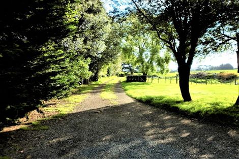 Photo of property in 102 Reid Road, Glenbrook, Waiuku, 2681