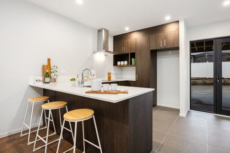 Photo of property in 120 Te Oneroa Way, Long Bay, Auckland, 0630