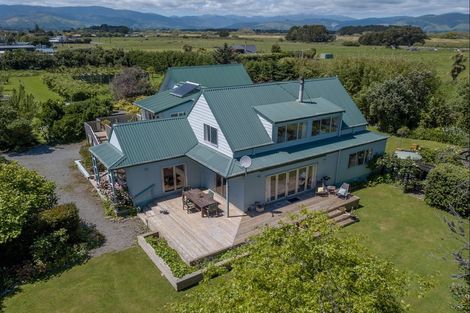 Photo of property in 21 Atkinson Avenue, Otaki Beach, Otaki, 5512