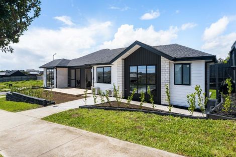 Photo of property in 4 Dame Nganeko Drive, Glenbrook, 2681