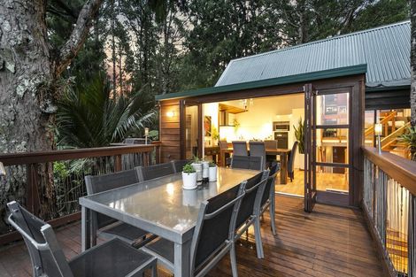 Photo of property in 18 Tainui Road, Titirangi, Auckland, 0604