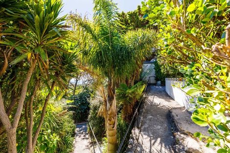 Photo of property in 88 South Road, Blagdon, New Plymouth, 4310