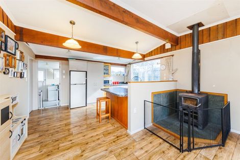 Photo of property in 20 Nuku Street, Tangimoana, 4822