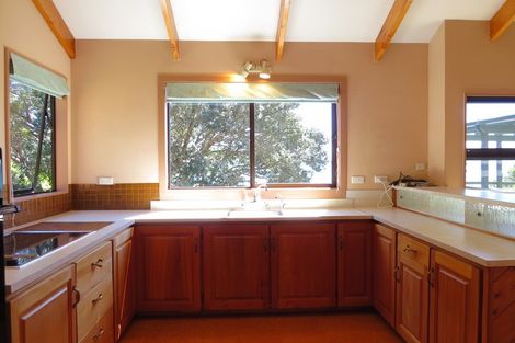 Photo of property in 229 Te Kouma Road, Te Kouma, Coromandel, 3581