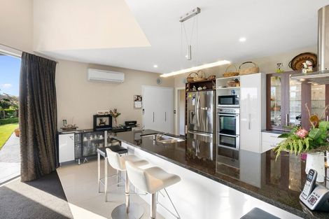 Photo of property in 6 Okarito Avenue, Levin, 5510