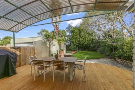Photo of property in 100 Burnley Terrace, Sandringham, Auckland, 1025
