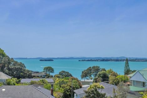 Photo of property in 16 Callender Place, Shelly Park, Auckland, 2014