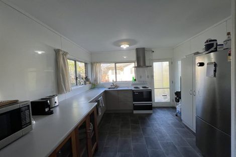 Photo of property in 1/19 Bentley Avenue, Glenfield, Auckland, 0629