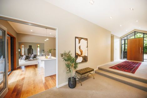 Photo of property in 7 Titirangi Drive, Fitzherbert, Palmerston North, 4471