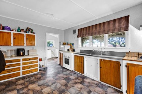 Photo of property in 64 Puriri Street, Hawera, 4610