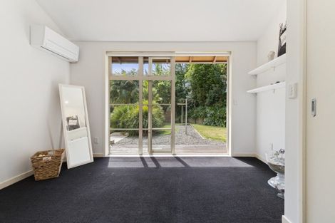 Photo of property in 14 Tiffany Close, Totara Park, Auckland, 2019