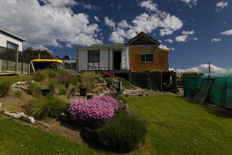 Photo of property in 7 Start Street, Kaitangata, 9210