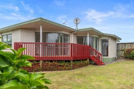 Photo of property in 5 Burnt Oak Drive, Pyes Pa, Tauranga, 3112