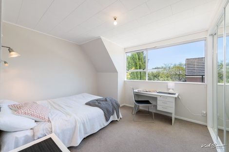 Photo of property in 8b Wai-iti Crescent, Woburn, Lower Hutt, 5010