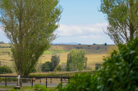 Photo of property in 65 Ernest George Drive, Karaka, Papakura, 2580