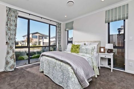 Photo of property in 5 Shelby Place, Long Bay, Auckland, 0630