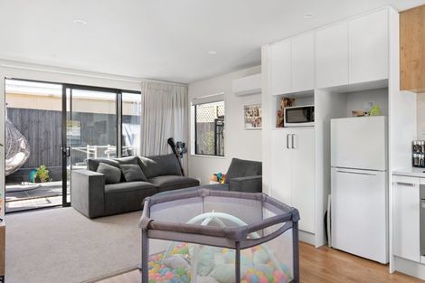 Photo of property in 10/9 Marcroft Street, Woolston, Christchurch, 8062