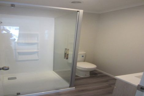 Photo of property in 11 Westhaven Drive, Tawa, Wellington, 5028