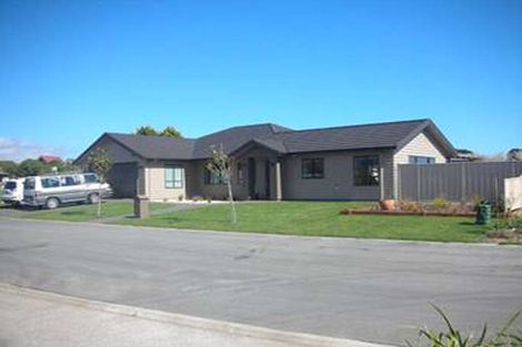 Photo of property in 38 Simpson Crescent, Raumati Beach, Paraparaumu, 5032
