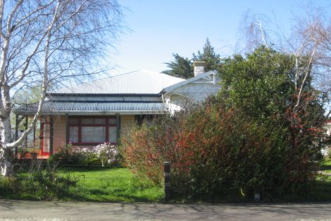 Photo of property in 12 Ngareta Street, Marton, 4710