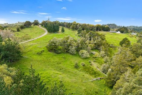Photo of property in 240 Pukeatua Road, Maungatapere, Whangarei, 0179