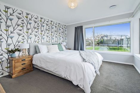 Photo of property in 9 Bellina Place, Broomfield, Christchurch, 8042