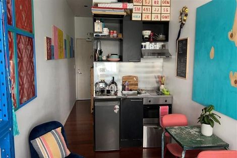 Photo of property in 1/8 South Street, Papakura, 2110