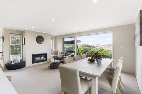 Photo of property in 9 Bella Vista Drive, Gulf Harbour, Whangaparaoa, 0930