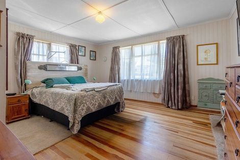 Photo of property in 99 Cornfoot Street, Castlecliff, Whanganui, 4501