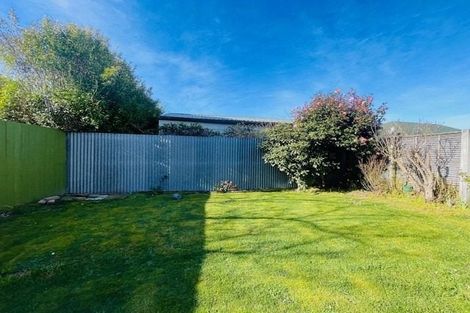 Photo of property in 1/11 Hollyford Avenue, Bryndwr, Christchurch, 8053
