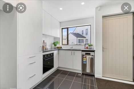 Photo of property in 3/170 Fraser Avenue, Johnsonville, Wellington, 6037