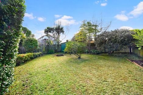 Photo of property in 2/14 Andrea Place, Sunnyhills, Auckland, 2010