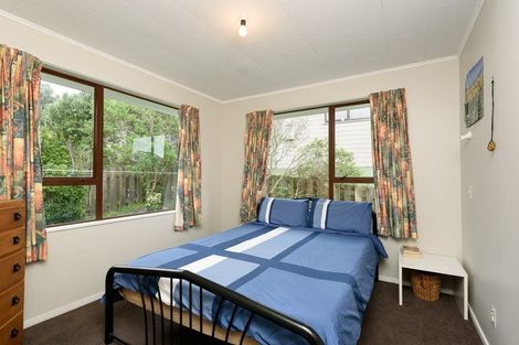 Photo of property in 76 Thurleigh Grove, Karori, Wellington, 6012
