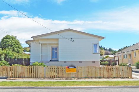 Photo of property in 10 Mclean Street, Oamaru North, Oamaru, 9400