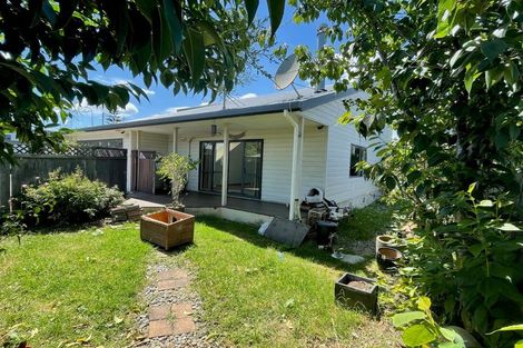 Photo of property in 2/136 Coronation Road, Papatoetoe, Auckland, 2025