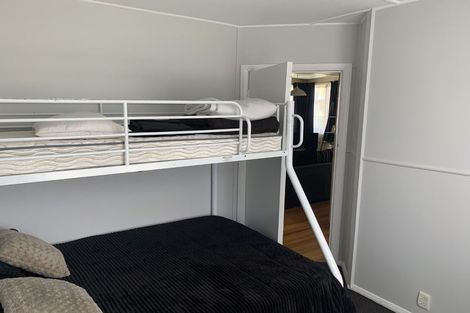 Photo of property in 15 Pratt Avenue, Foxton Beach, Foxton, 4815