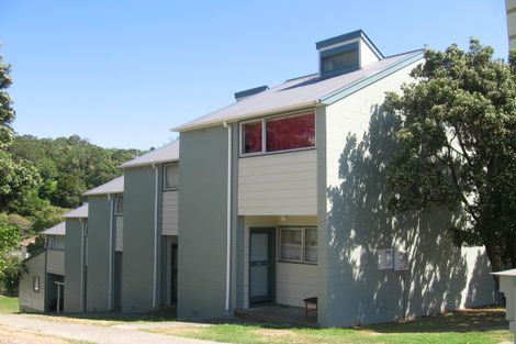 Photo of property in Berkeley Dallard Flats, 46 Nairn Street, Mount Cook, Wellington, 6011